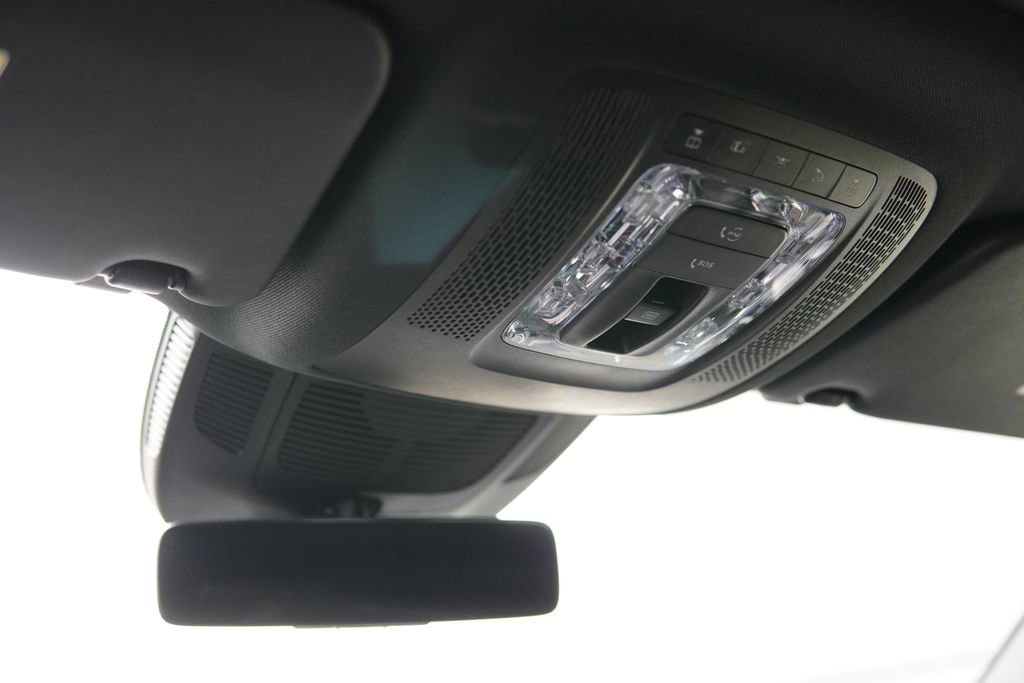 Used 2022 Mercedes-Benz GLS 450 4MATIC image 16