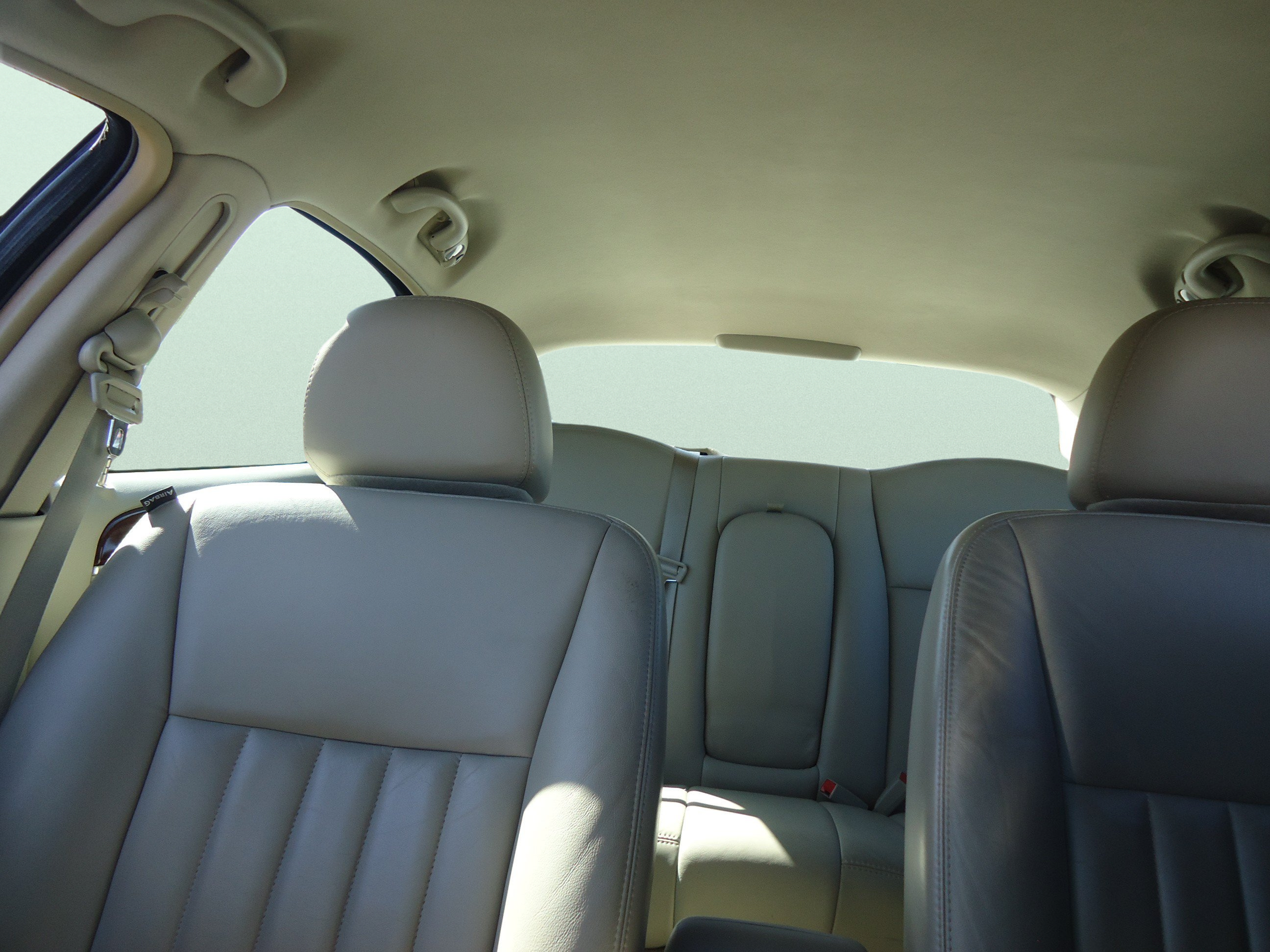 Used 2006 Lincoln Town Car Signature RWD image 25