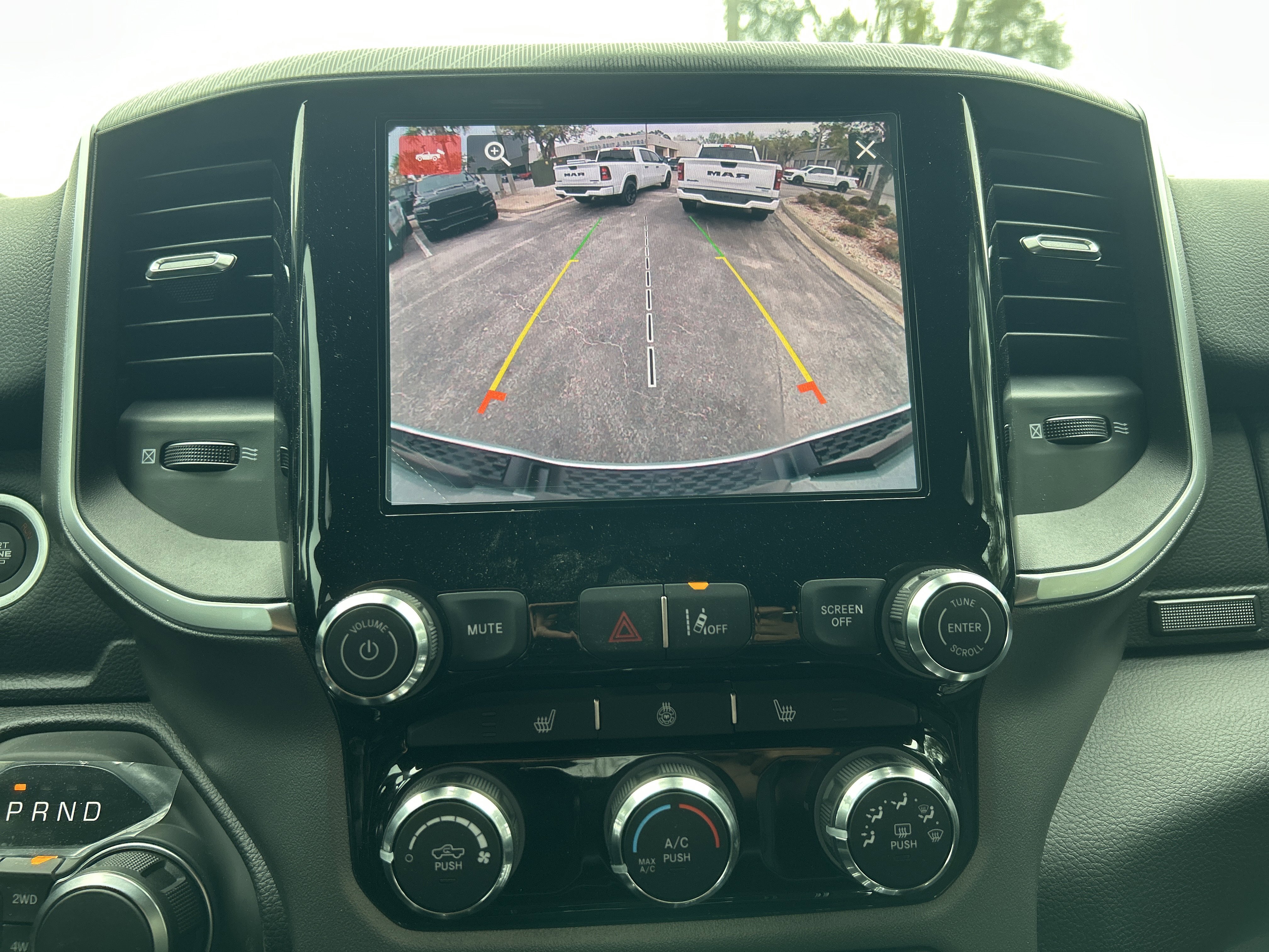 New 2026 RAM 1500 4x4 Crew Cab image 29