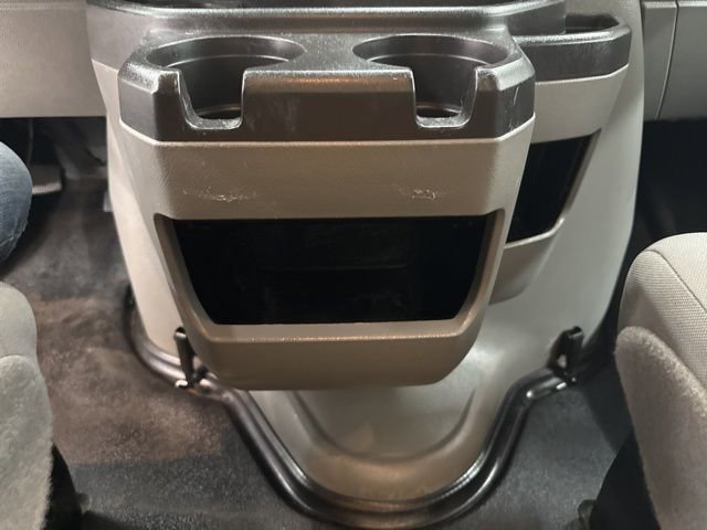 Used 2019 Ford E-350 and Econoline 350 Super Duty w/ Power Windows & Locks Group image 24