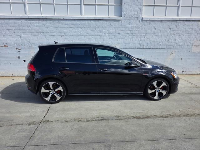 Used 2016 Volkswagen Golf S image 4
