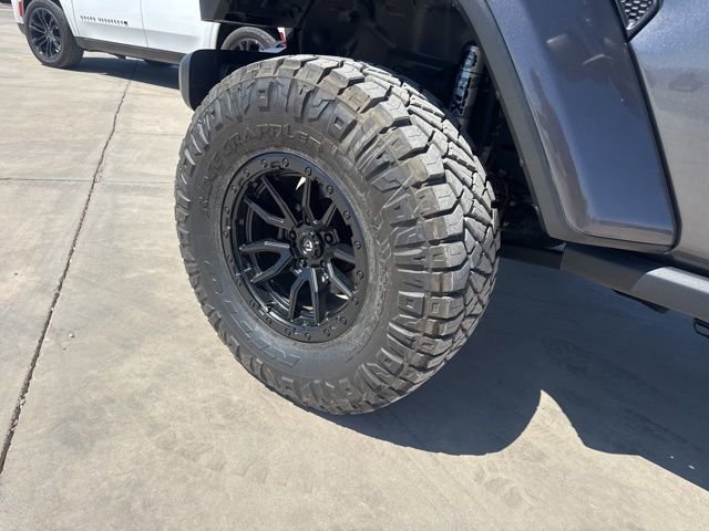 Certified 2022 Jeep Gladiator Sport AWD/4WD image 7