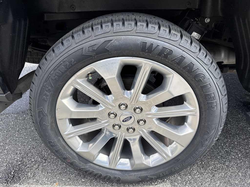 Used 2022 Ford F150 Limited AWD/4WD image 17