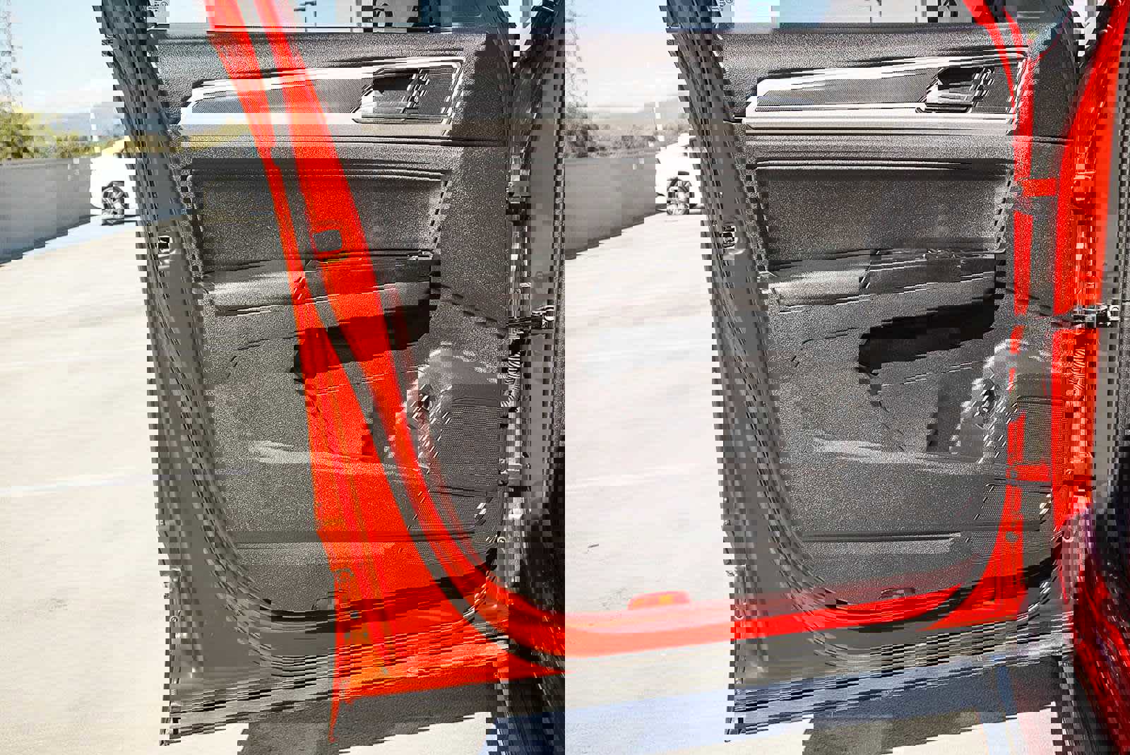 Used 2020 Volkswagen Atlas Cross Sport SE w/ Panoramic Sunroof Package image 44