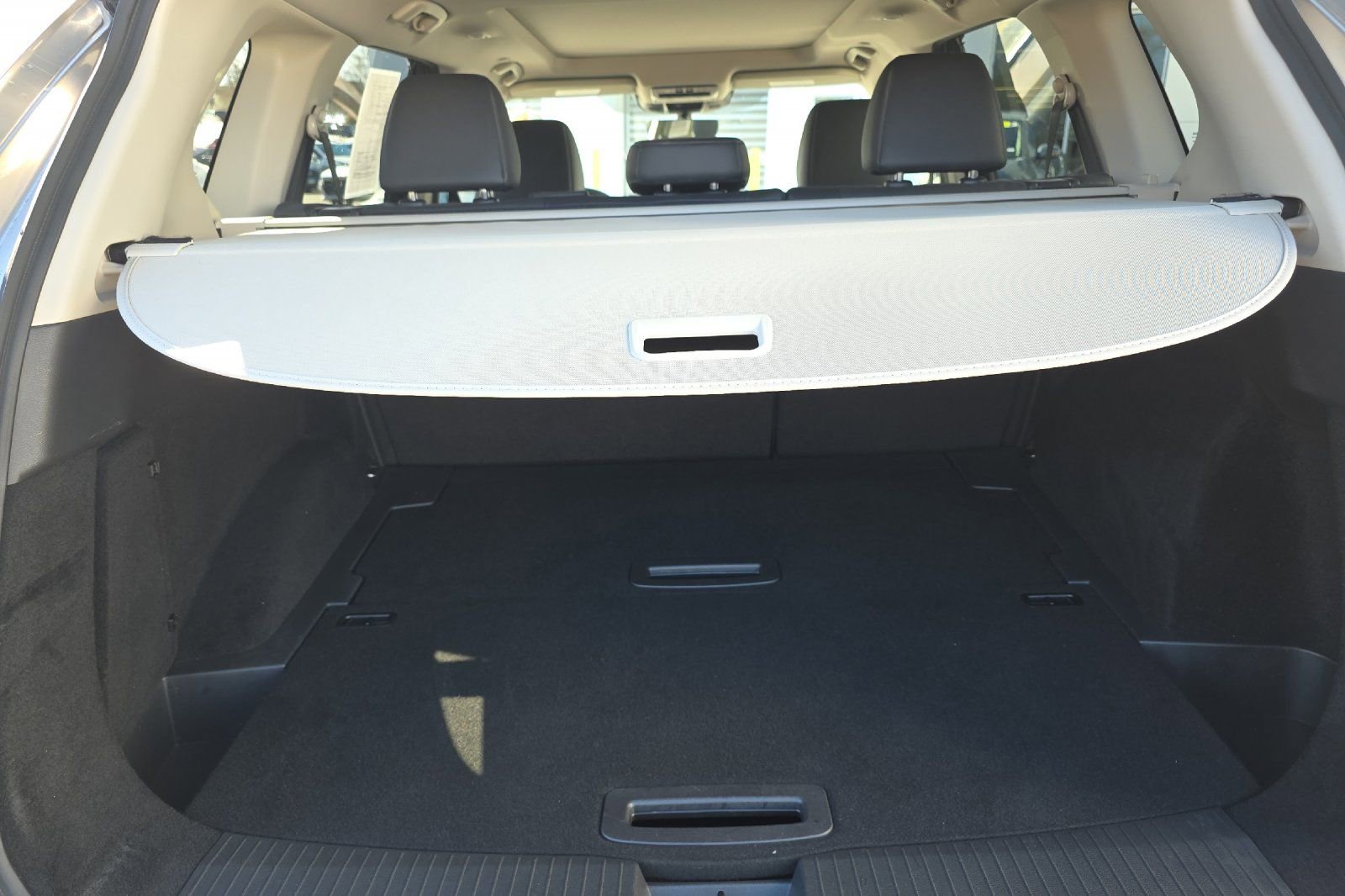 Used 2023 Nissan Rogue SL w/ SL Premium Package image 15