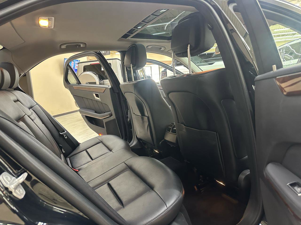 Used 2013 Mercedes-Benz E 350 BlueTEC Sedan image 37