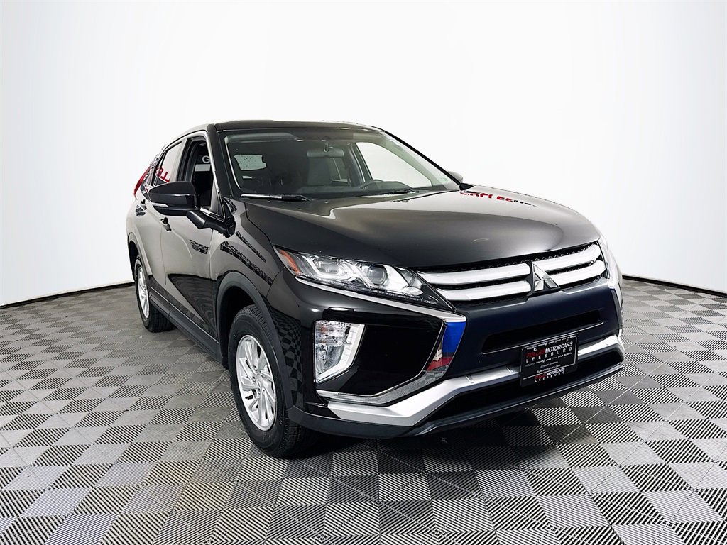 Used 2018 Mitsubishi Eclipse Cross ES image 1