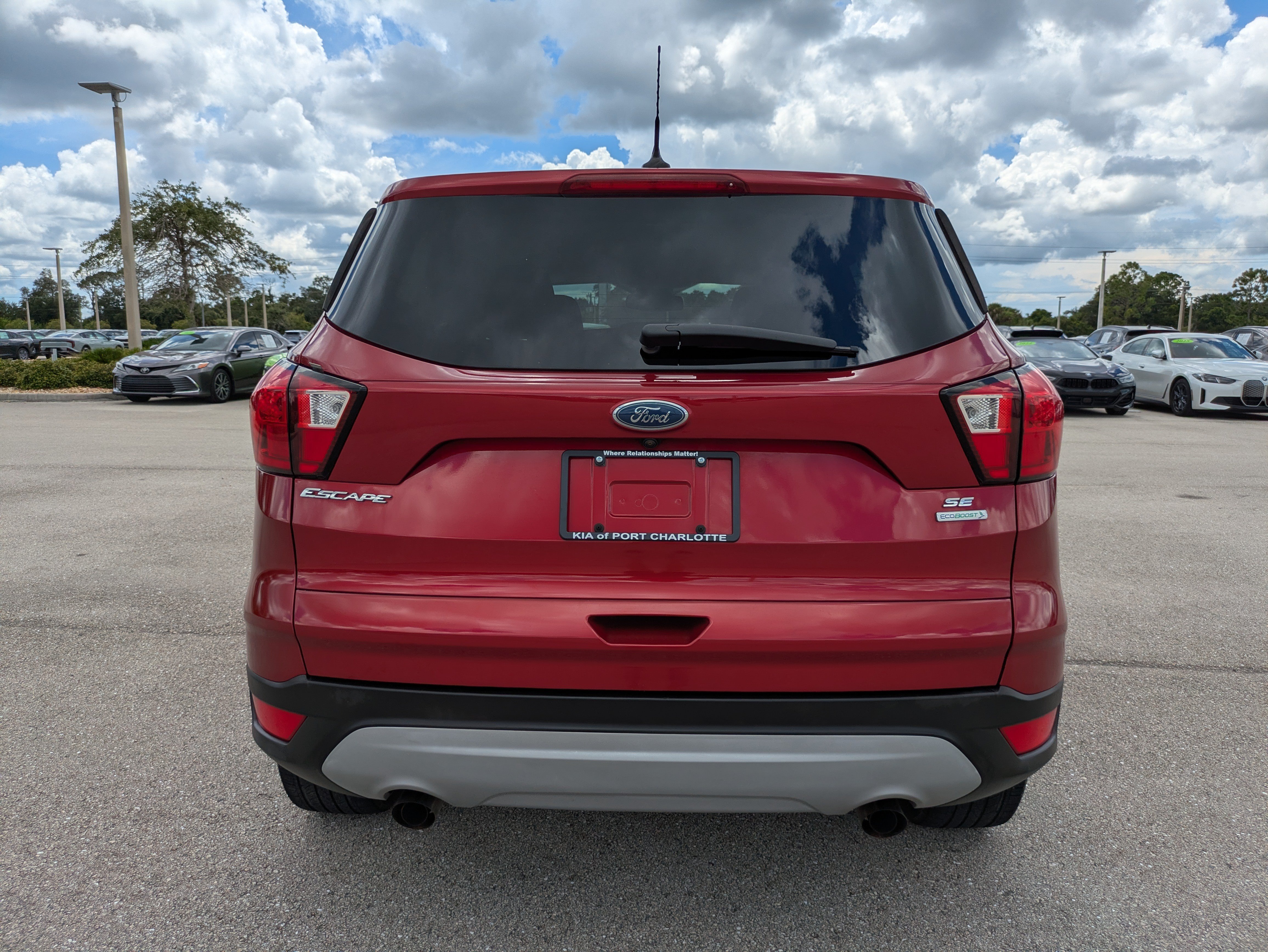 Used 2019 Ford Escape SE FWD image 5