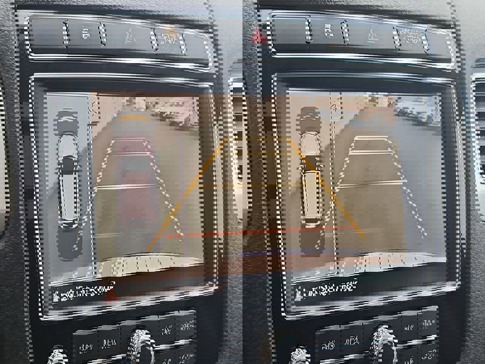 Used 2015 Volkswagen Touareg TDI AWD/4WD image 30