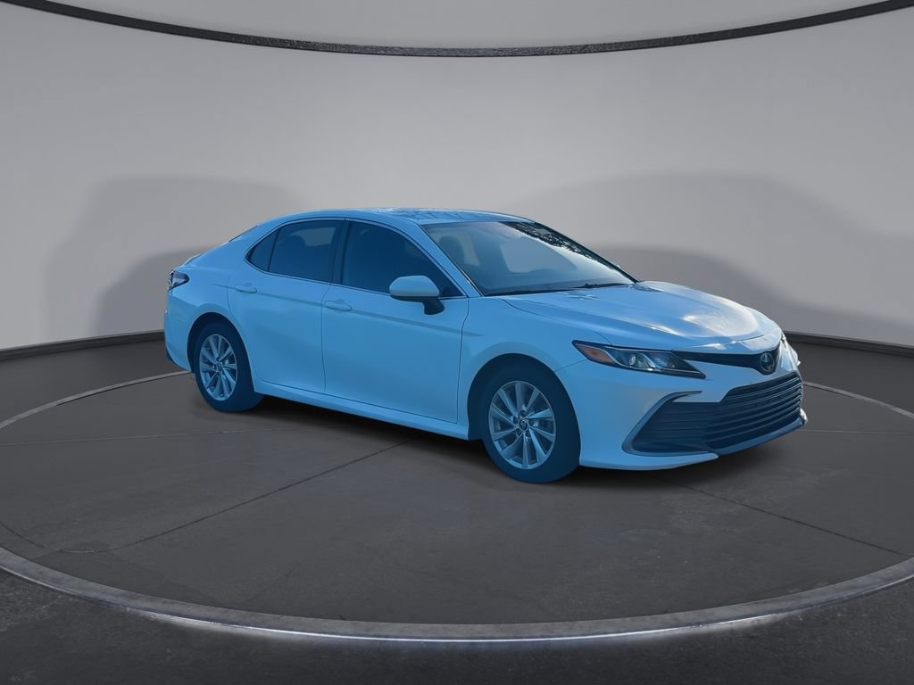 Used 2023 Toyota Camry LE FWD image 2