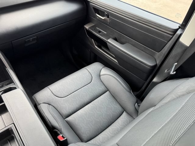 Used 2023 Toyota Tundra Limited AWD/4WD image 27