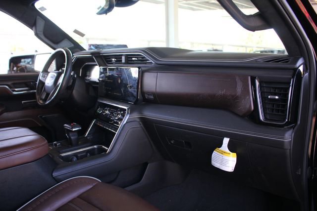 Used 2023 GMC Sierra 1500 Denali Ultimate image 25