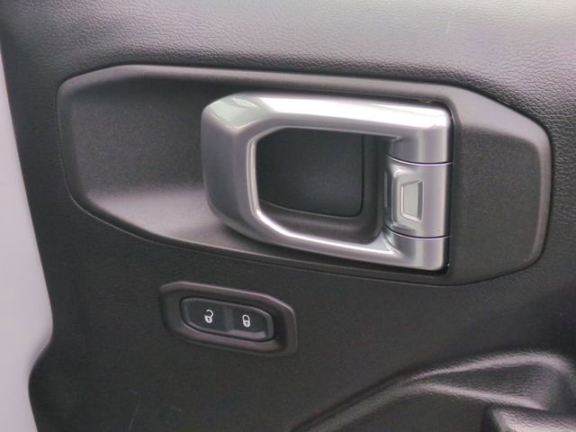 Used 2019 Jeep Wrangler Unlimited Sport S image 32