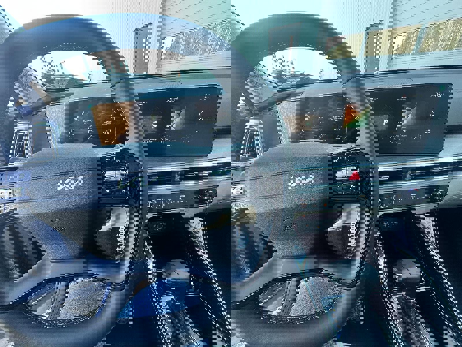 New 2026 Kia Sportage EX image 9