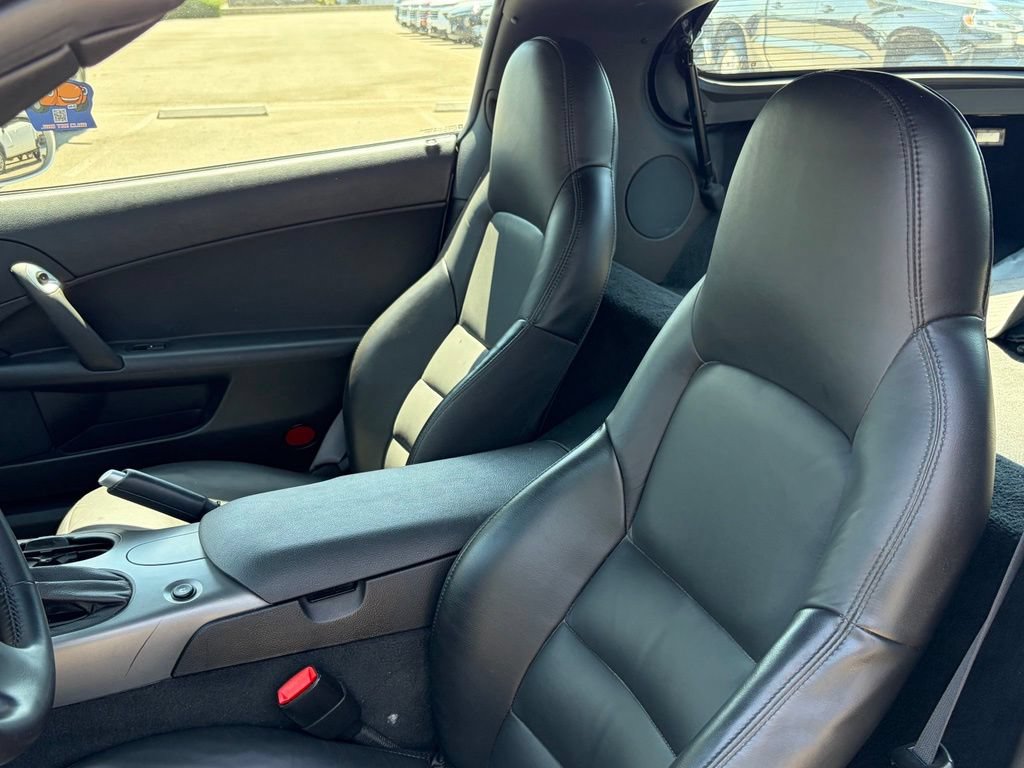 Used 2007 Chevrolet Corvette Coupe RWD image 18