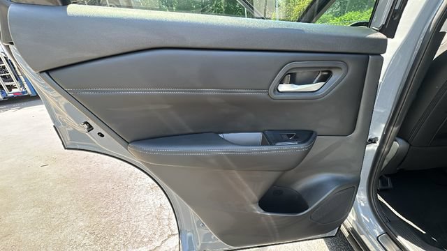 Used 2026 Nissan Rogue Dark Armor AWD/4WD image 31