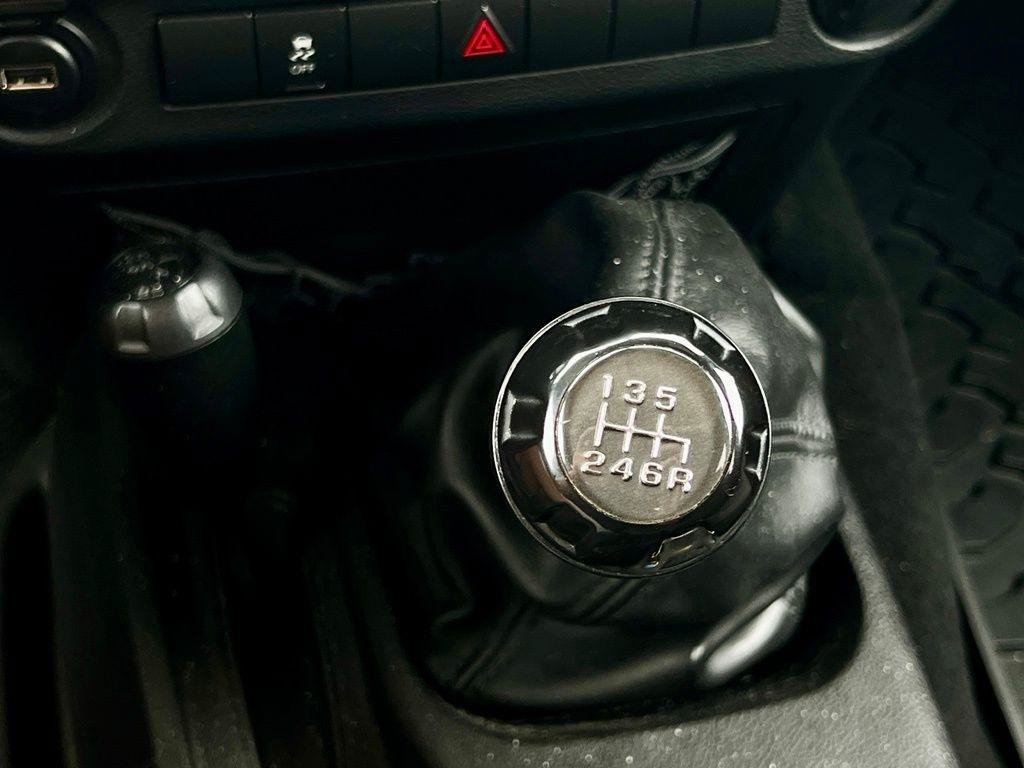 Used 2012 Jeep Wrangler Sport AWD/4WD image 17