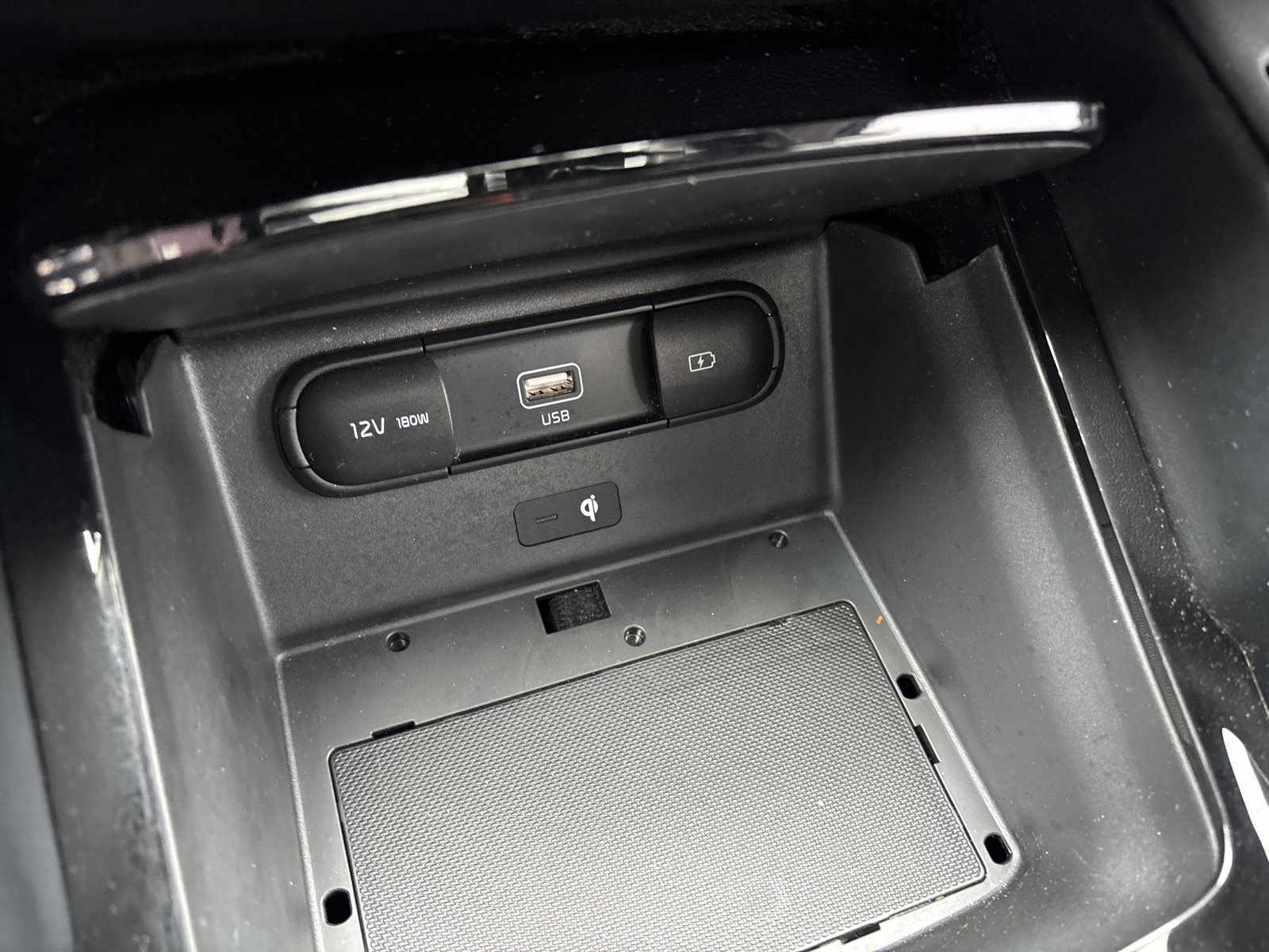 Used 2022 Kia Telluride SX w/ SX Prestige Package image 23