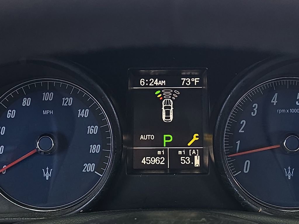 Used 2014 Maserati GranTurismo Sport image 33