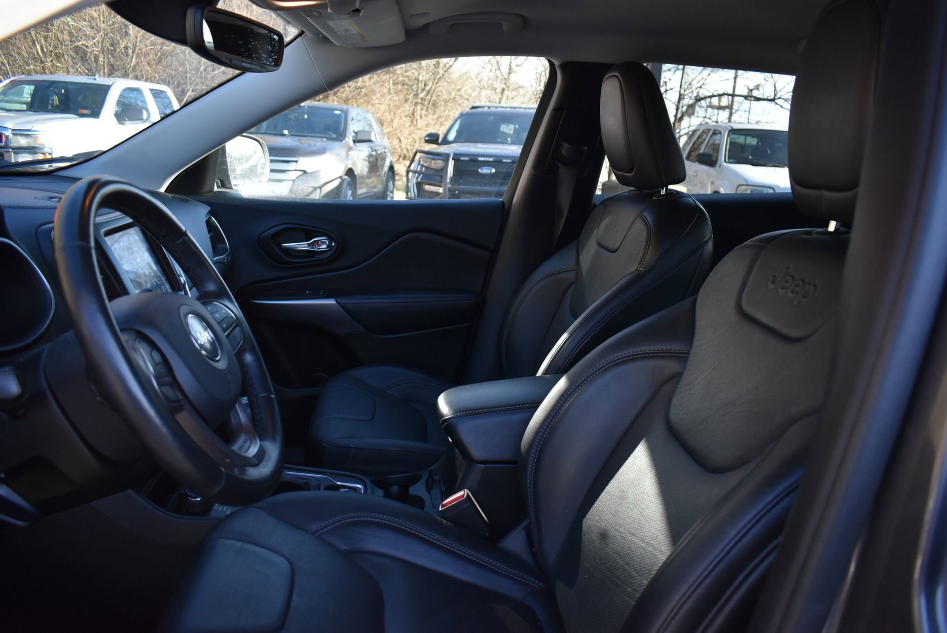 Used 2021 Jeep Cherokee Latitude Lux w/ Comfort/Convenience Group image 14