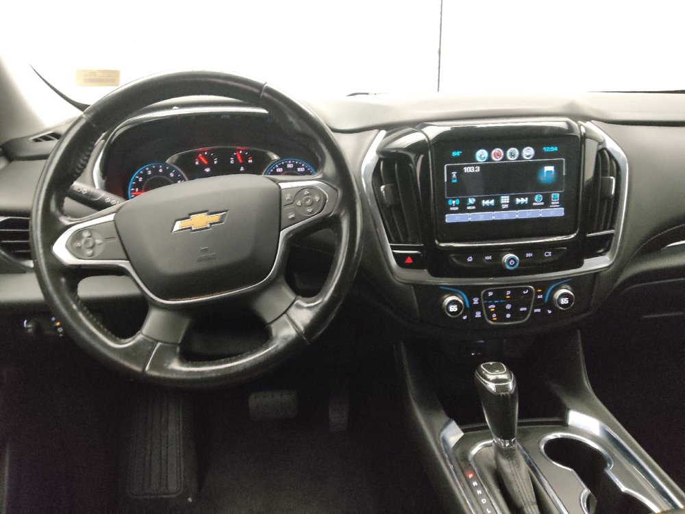 Used 2018 Chevrolet Traverse LT image 22