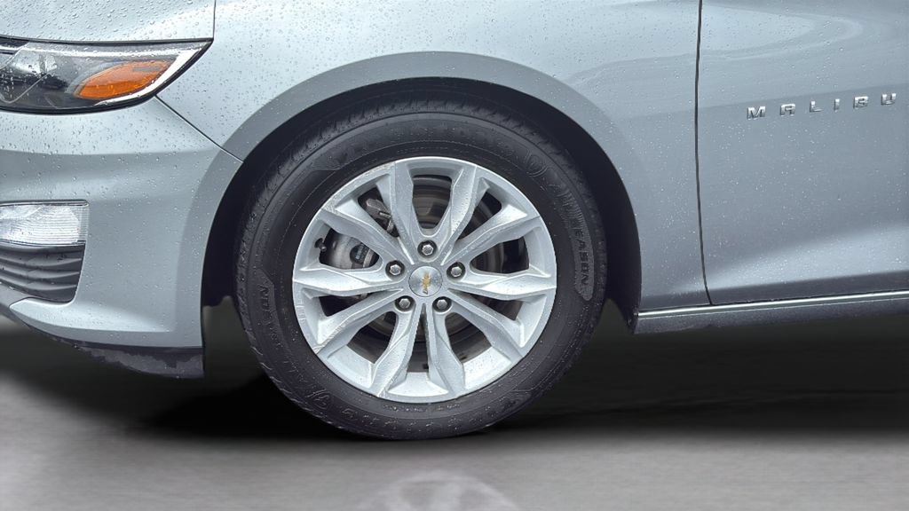 Used 2024 Chevrolet Malibu LT w/ LPO, Floor Liner Package FWD image 9