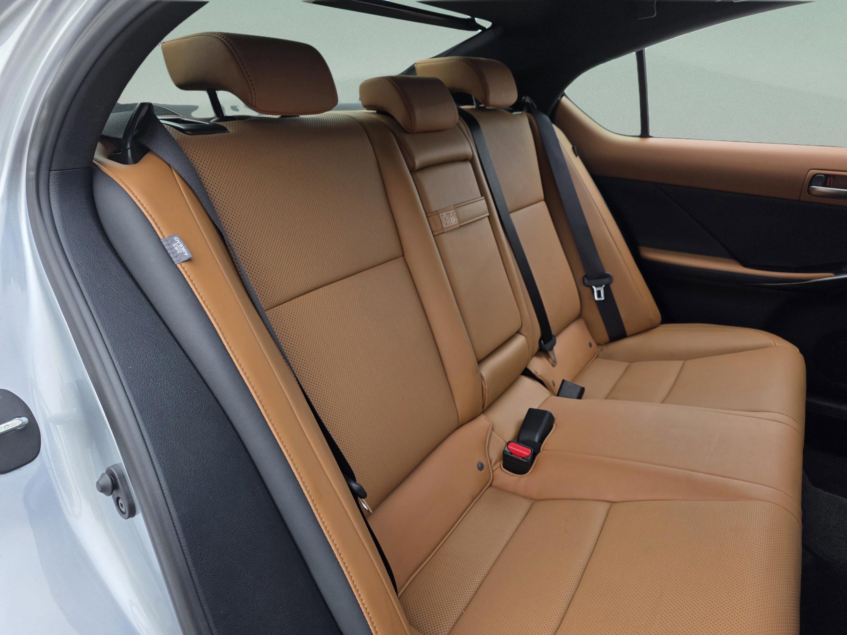 Used 2024 Lexus IS 300 w/ Premium Package image 15