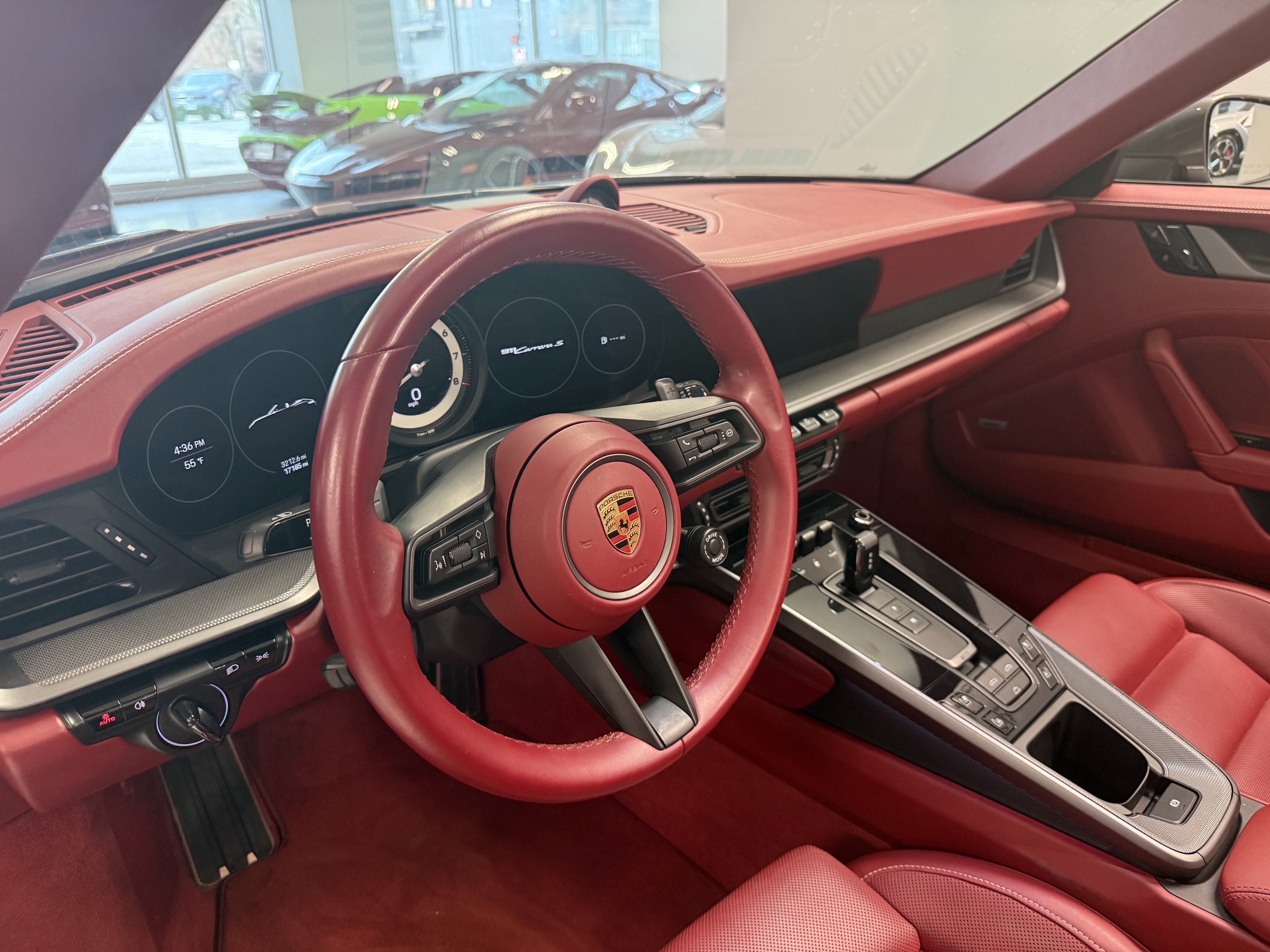 Used 2021 Porsche 911 image 15