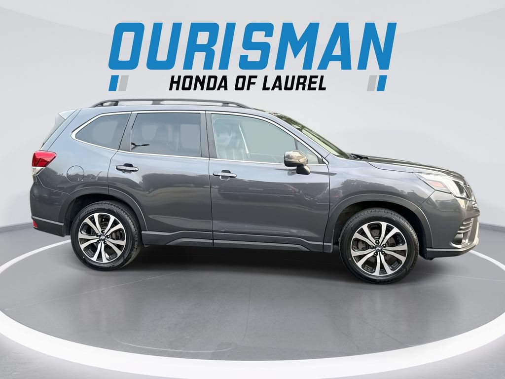 Used 2023 Subaru Forester Limited AWD/4WD image 9