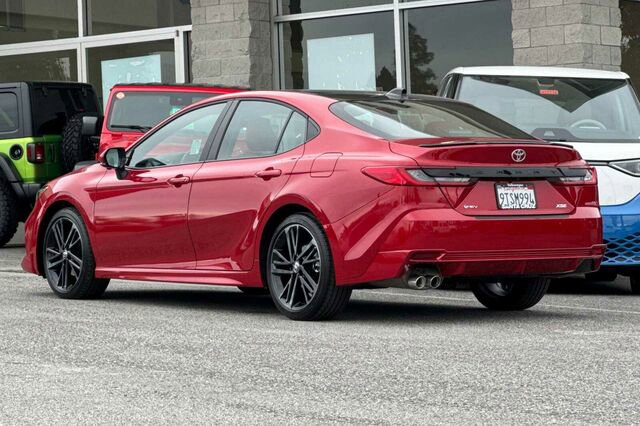 Used 2025 Toyota Camry XSE image 6