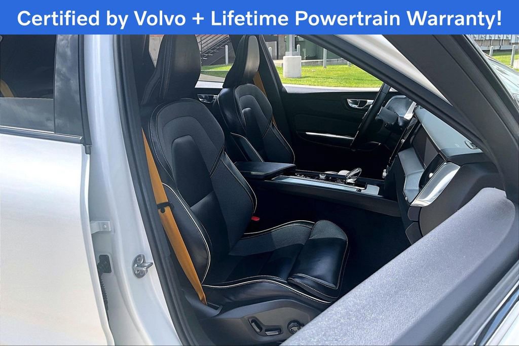 Used 2025 Volvo XC60 T8 Polestar image 10