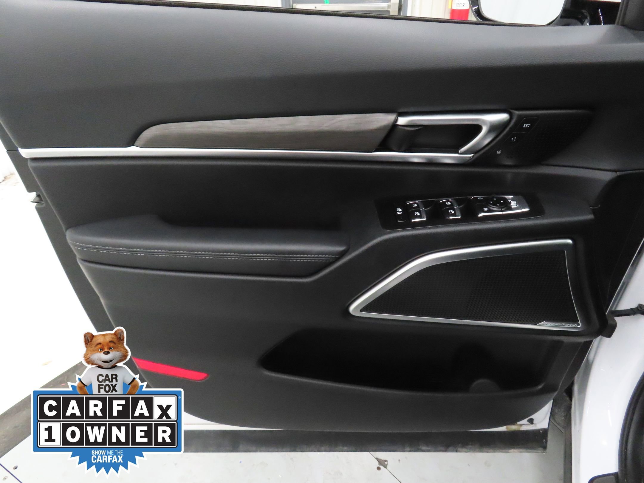 Used 2024 Kia Telluride SX X-Line image 9