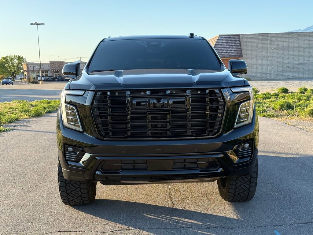 Used 2025 GMC Yukon Denali Ultimate AWD/4WD image 7