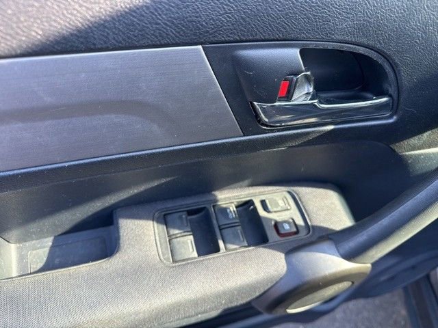 Used 2011 Honda CR-V LX image 17