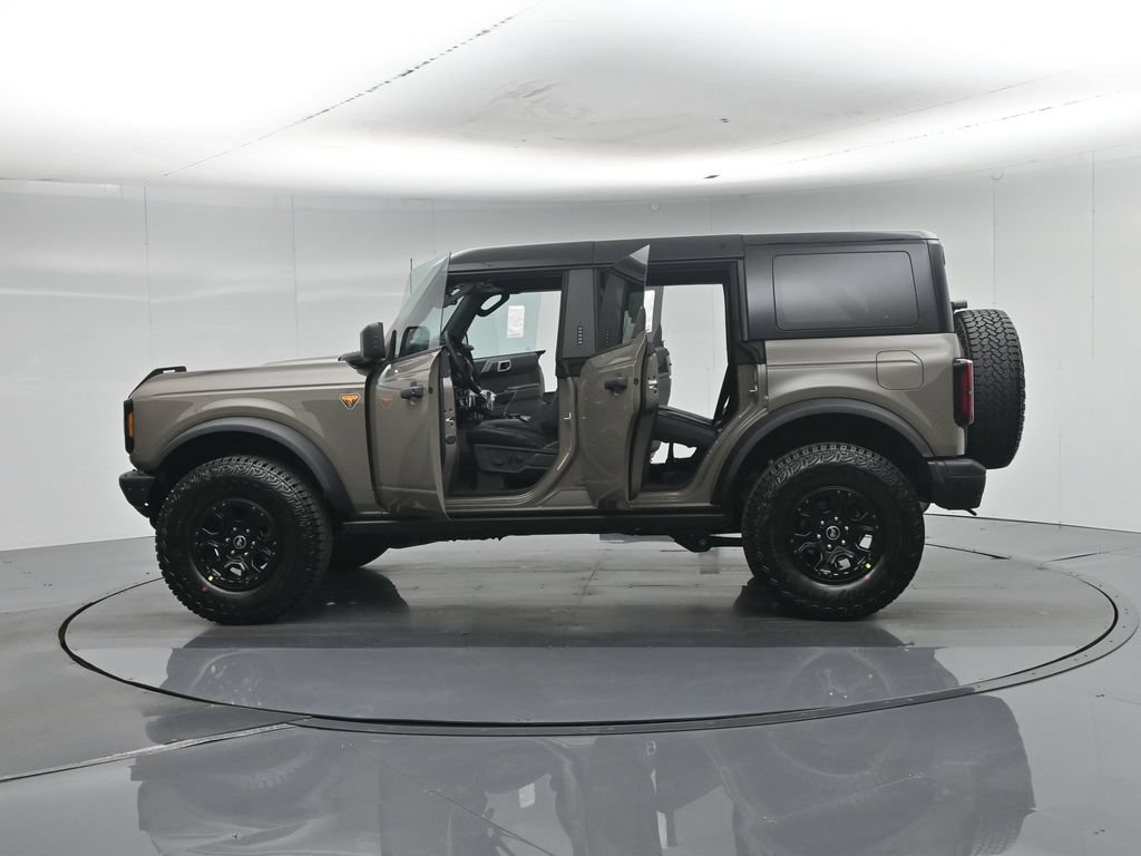 New 2026 Ford Bronco Badlands w/ Wildtrak Package AWD/4WD image 33
