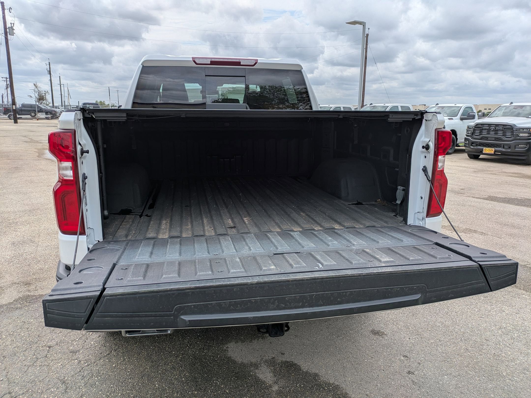 Used 2024 Chevrolet Silverado 1500 LT Trail Boss w/ LT Trail Boss Premium Package image 24