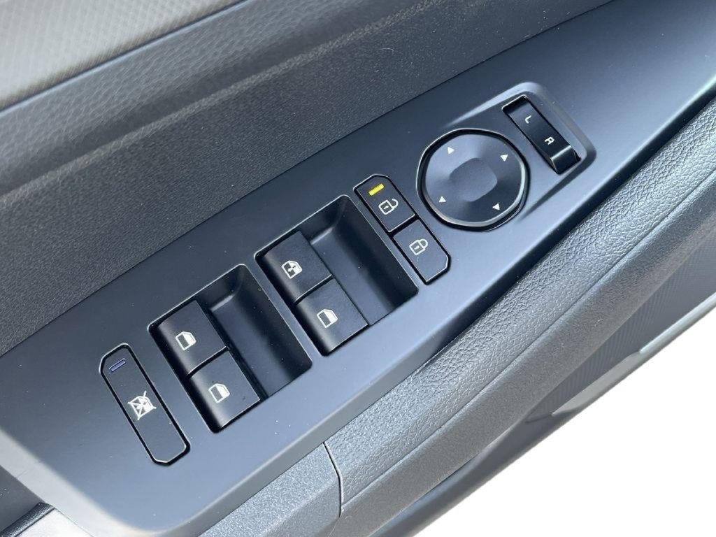 New 2026 Kia Sportage LX w/ LX Convenience Package FWD image 14
