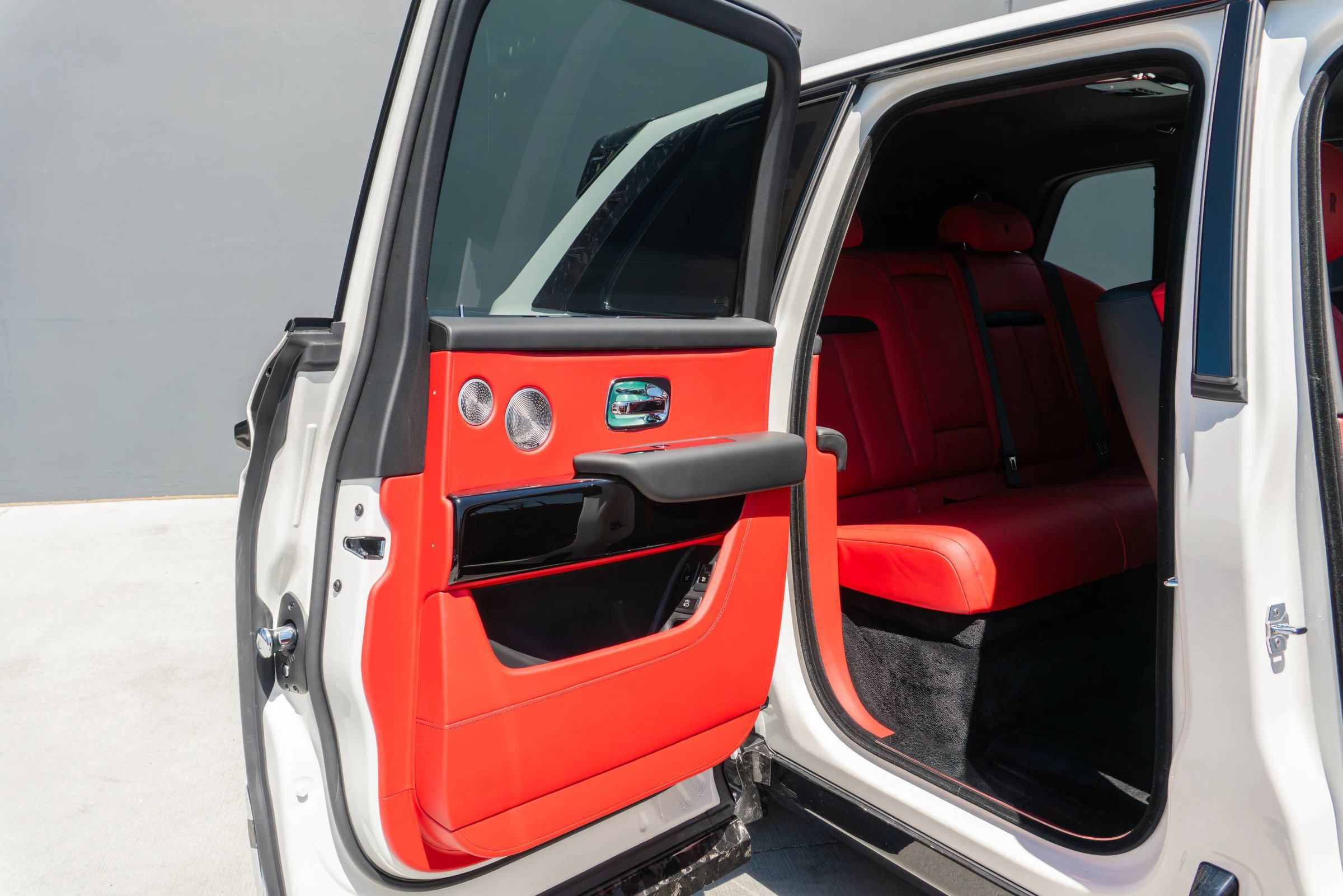 Used 2026 Rolls-Royce Cullinan AWD/4WD image 73