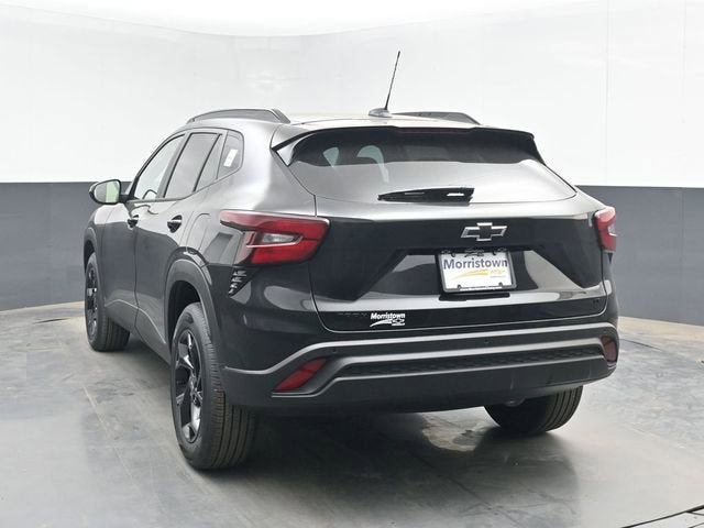 New 2026 Chevrolet Trax LT w/ Driver Confidence Package FWD image 12