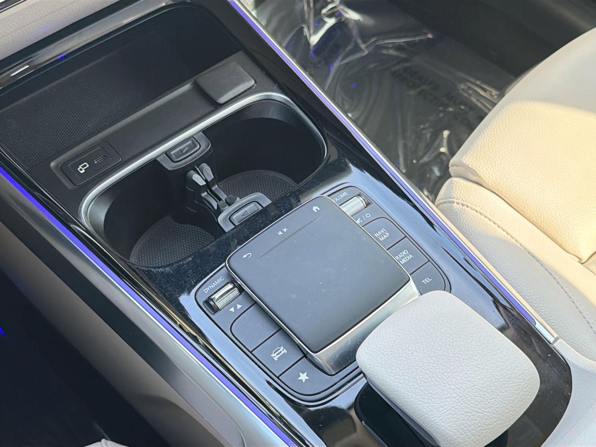 Used 2021 Mercedes-Benz GLB 250 image 28