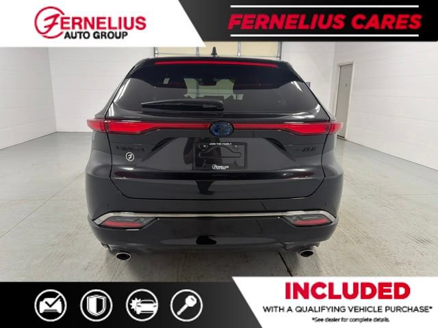 Used 2023 Toyota Venza Nightshade AWD/4WD image 7
