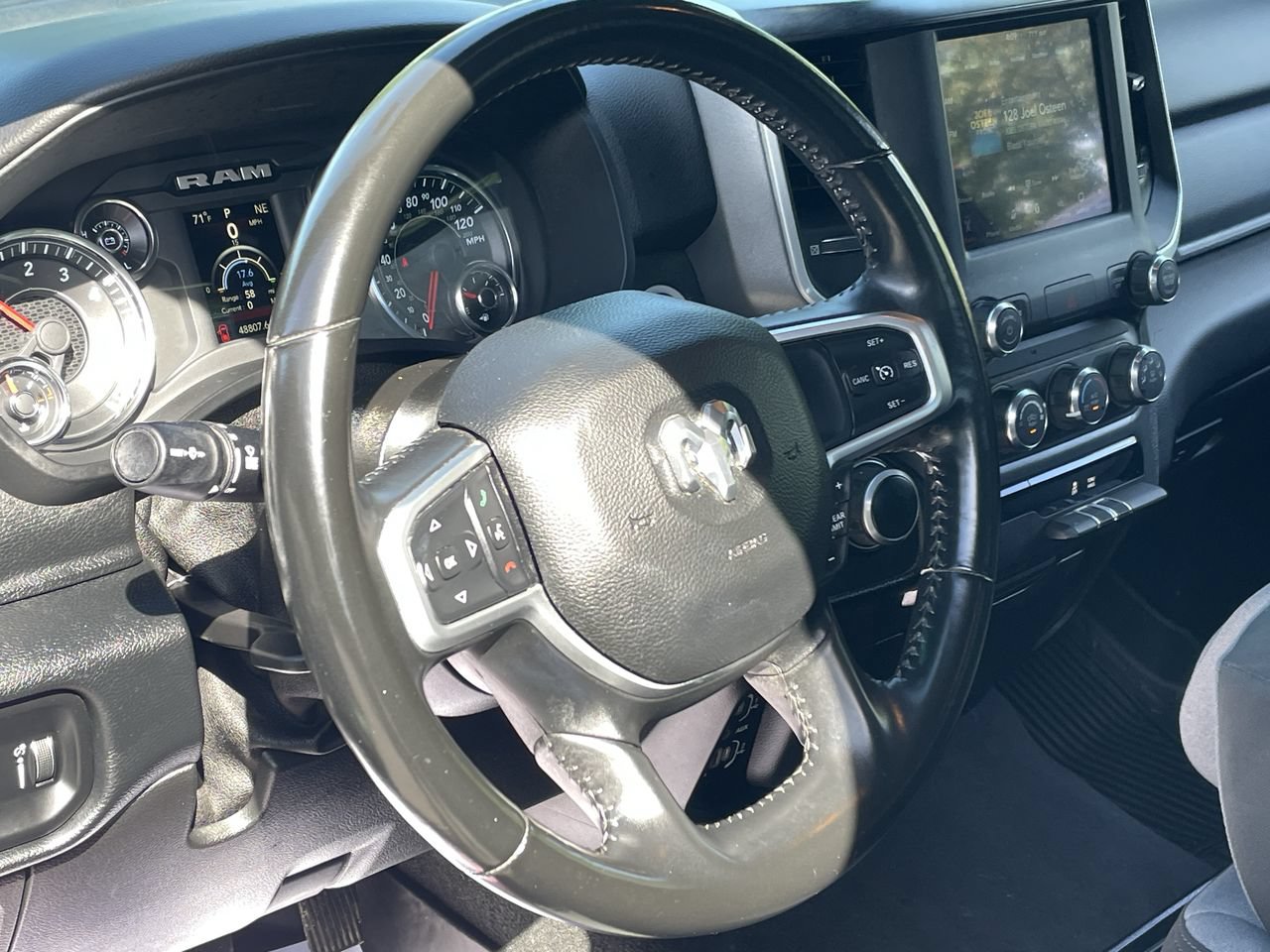 Used 2021 RAM 1500 Big Horn AWD/4WD image 30