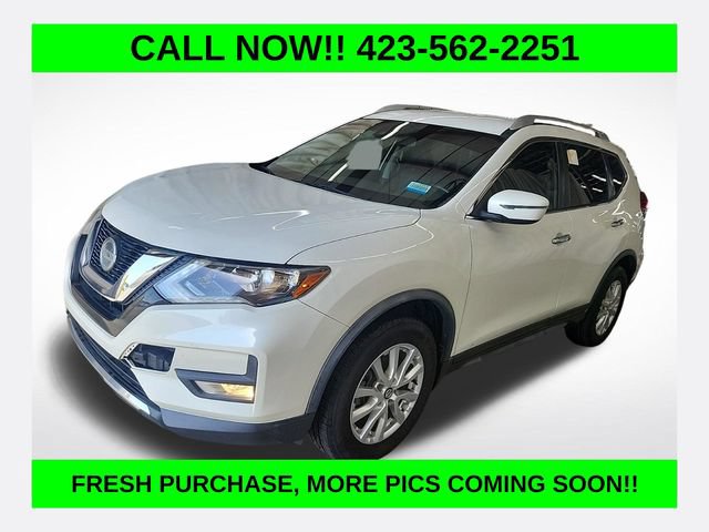 Used 2019 Nissan Rogue SV AWD/4WD image 1