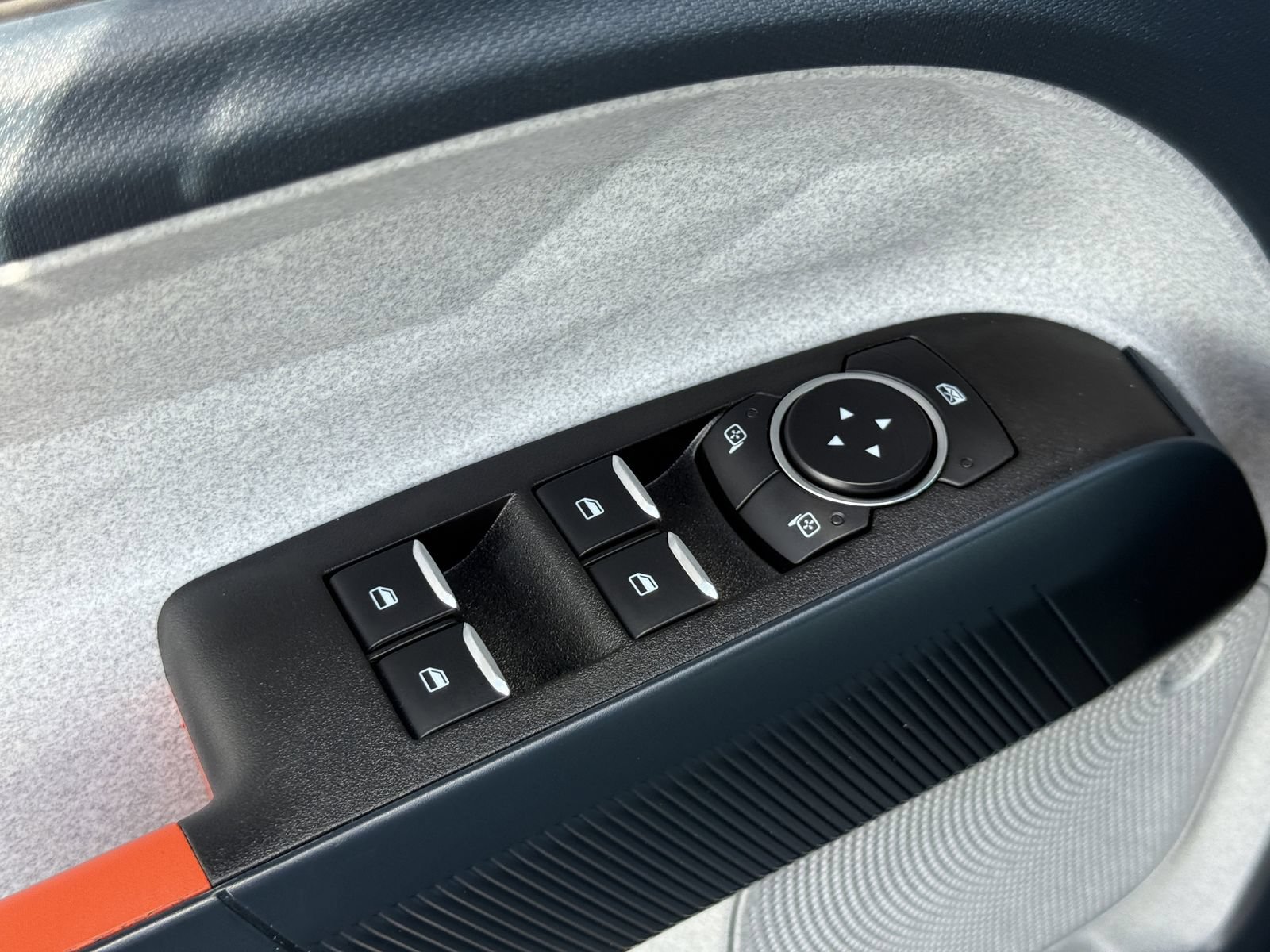 Certified 2024 Ford Maverick XLT FWD image 19