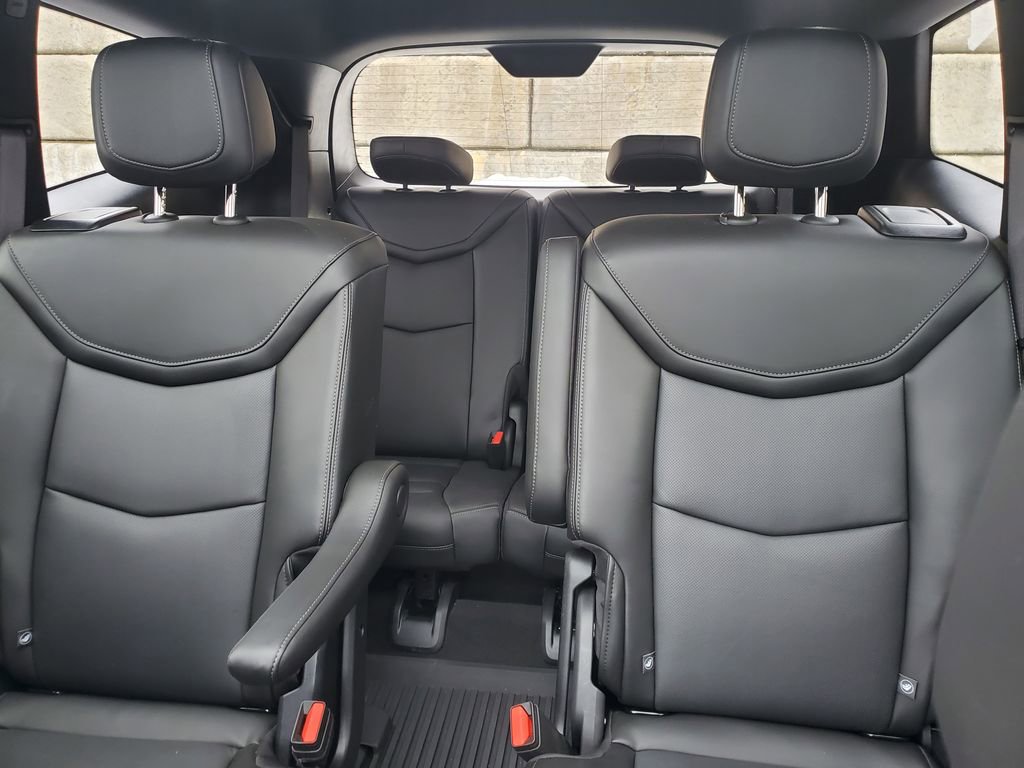 Certified 2024 Cadillac XT6 Premium Luxury w/ LPO, Floor Liner Package image 35
