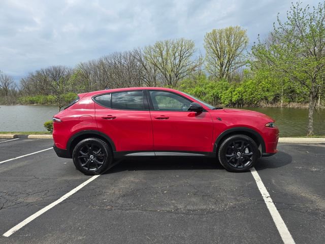 Used 2024 Dodge Hornet R/T w/ R/T Blacktop Package image 5