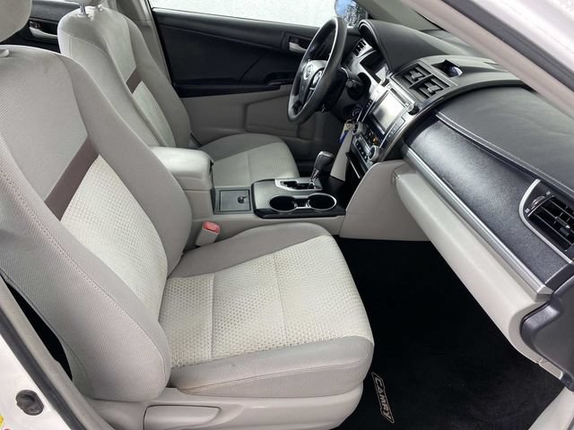Used 2012 Toyota Camry LE FWD image 11