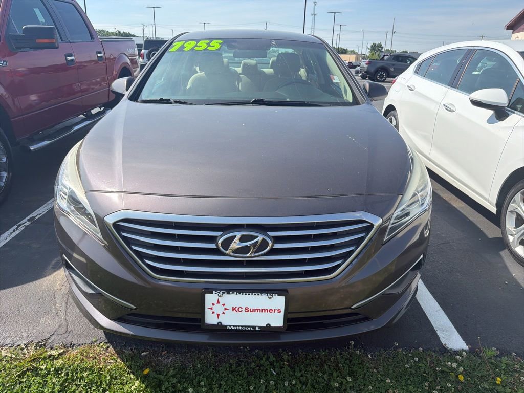 Used 2016 Hyundai Sonata SE FWD image 2