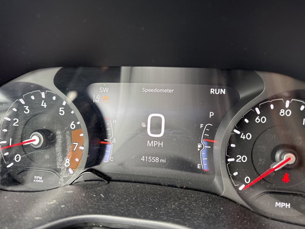 Used 2025 Jeep Compass Trailhawk AWD/4WD image 40