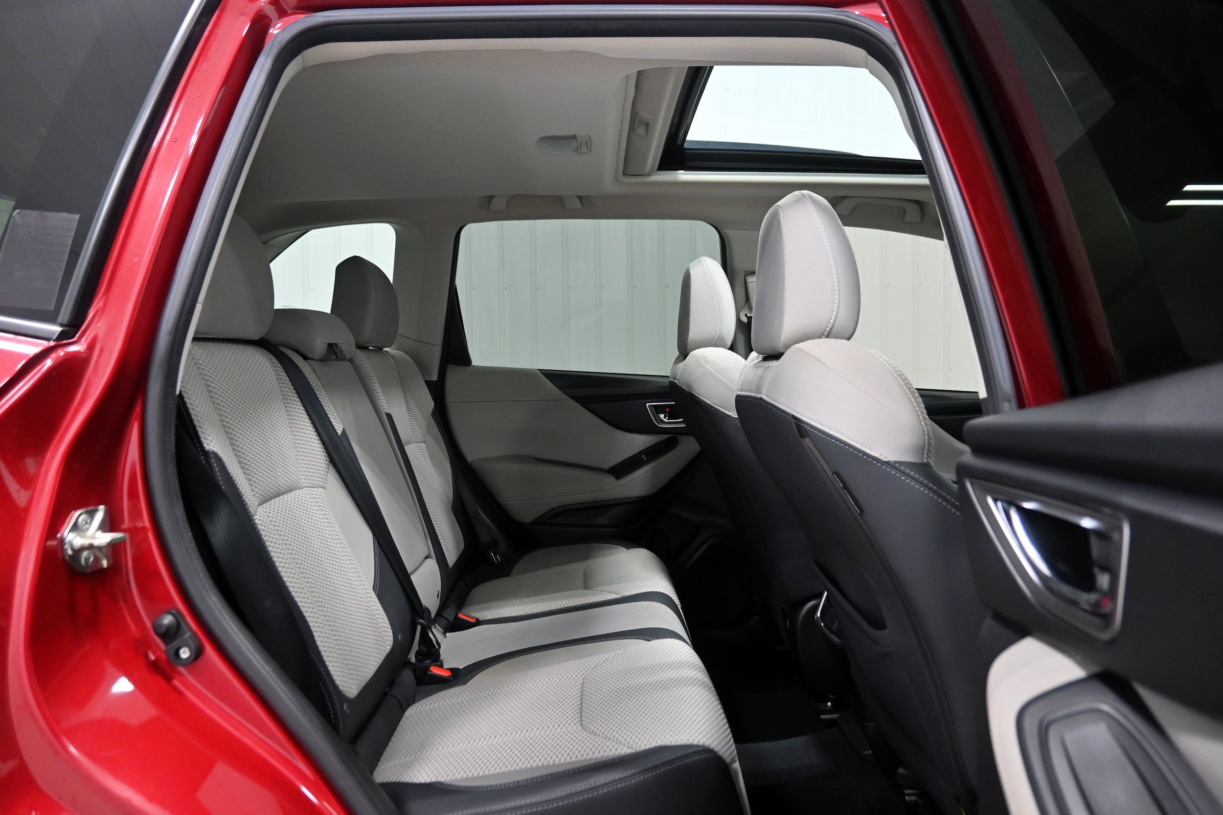 Used 2019 Subaru Forester Premium w/ All-Weather Package AWD/4WD image 28